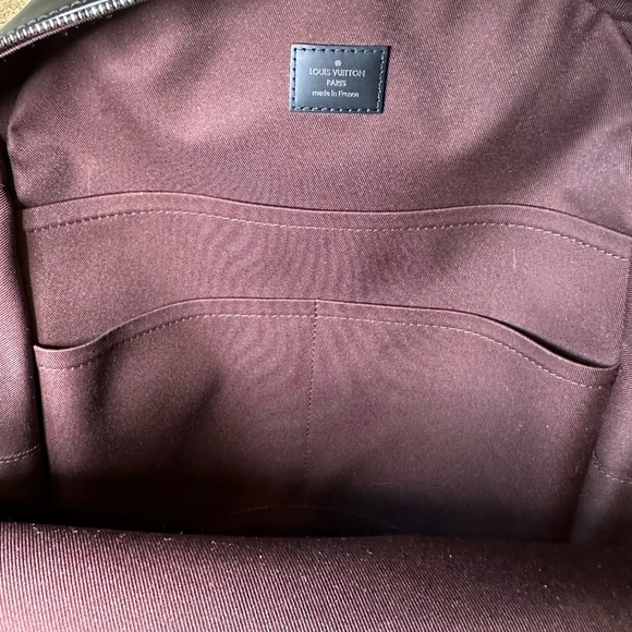 Louis Vuitton Josh backpack with LV Bag charm - Picture 9 of 14